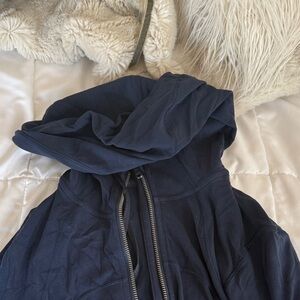 Lululemon women’s Navy Blue Hooded Jacket. Size Small